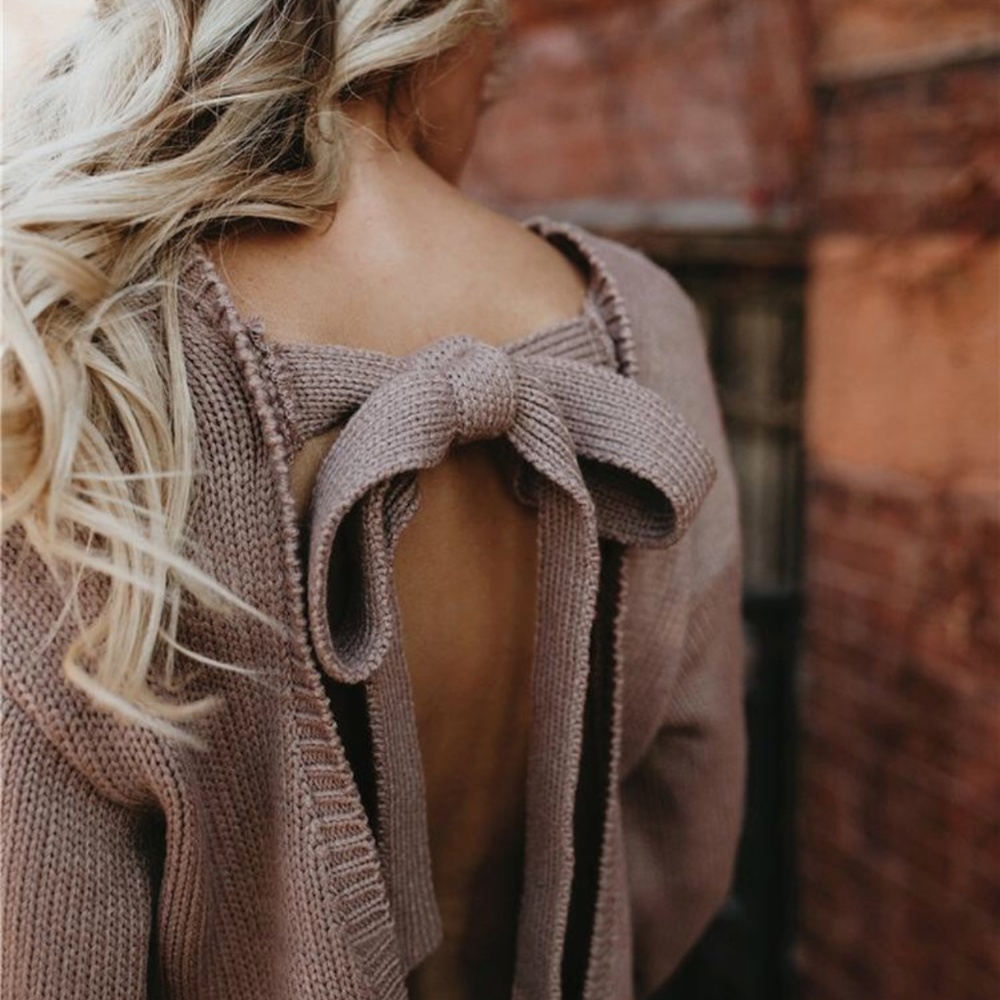 🎀HP🎀 Blush Pink Open Back Knit Sweater - Picture 2 of 5